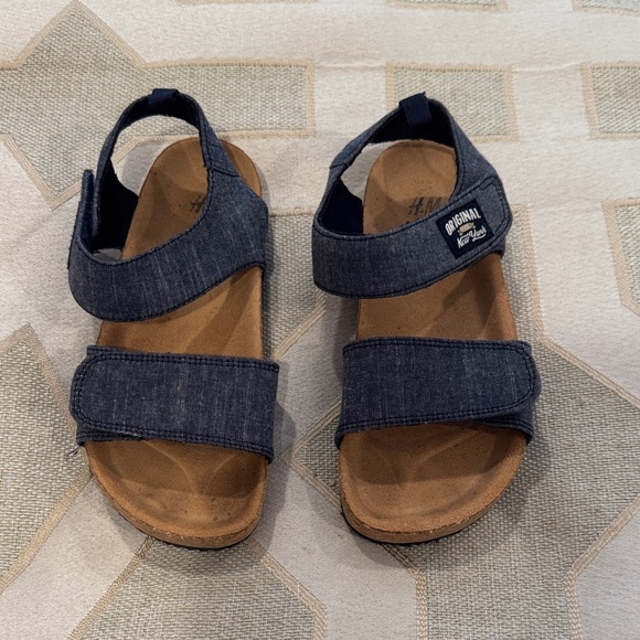 H&M Shoes - Picture 1 of 5